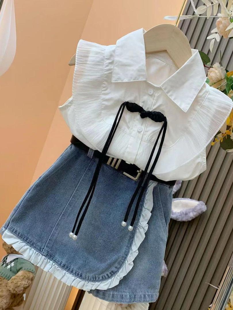 Girls princess style suit  summer new baby girl flying sleeve shirt + denim lace skirt pants two-piece suit (Available)
