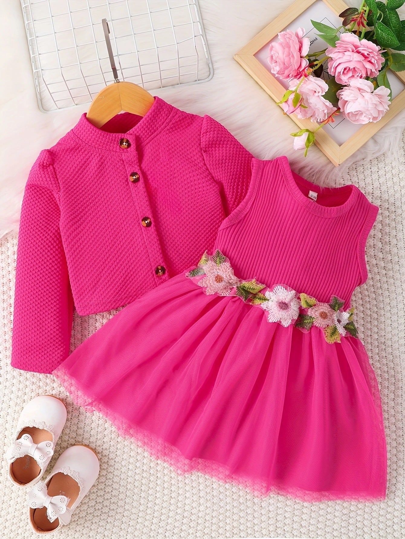 Girl's spring and autumn style waist flower design dress (Available)