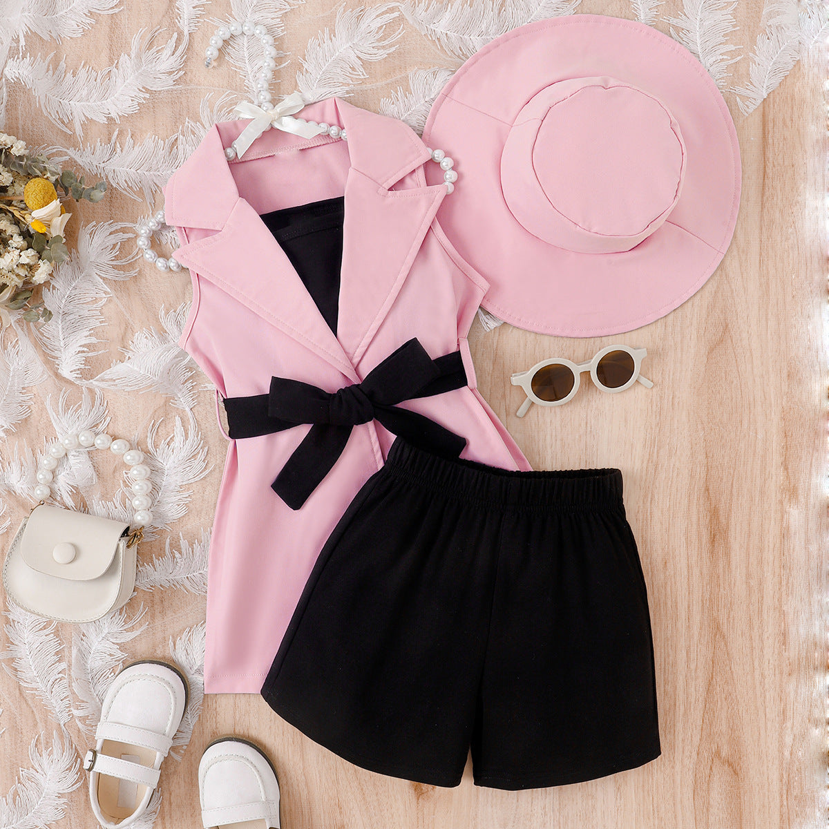 Girls suits for small and medium-sized children: suspender bottom + shorts + sleeveless suit jacket + hat 4Pcs set (Available)