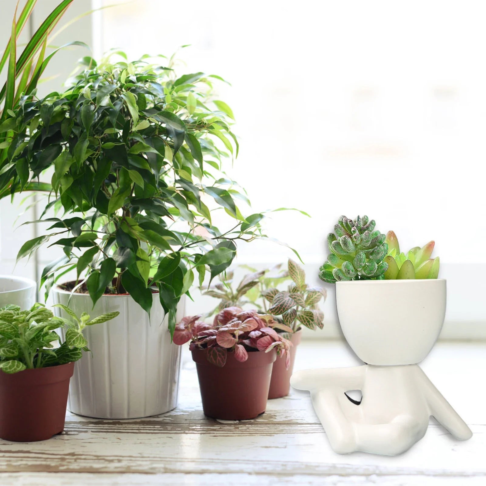Small Human Modeling Plant Pot Decorative Flower Planter for Outdoor Garden Decoration