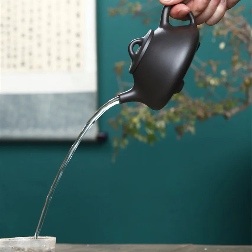 Yixing Black Clay Teapot Filter Kettle Archaize Tea Pot Drink Puer Tea Ceremony Supplies Teaware Drinkware Set 200ML