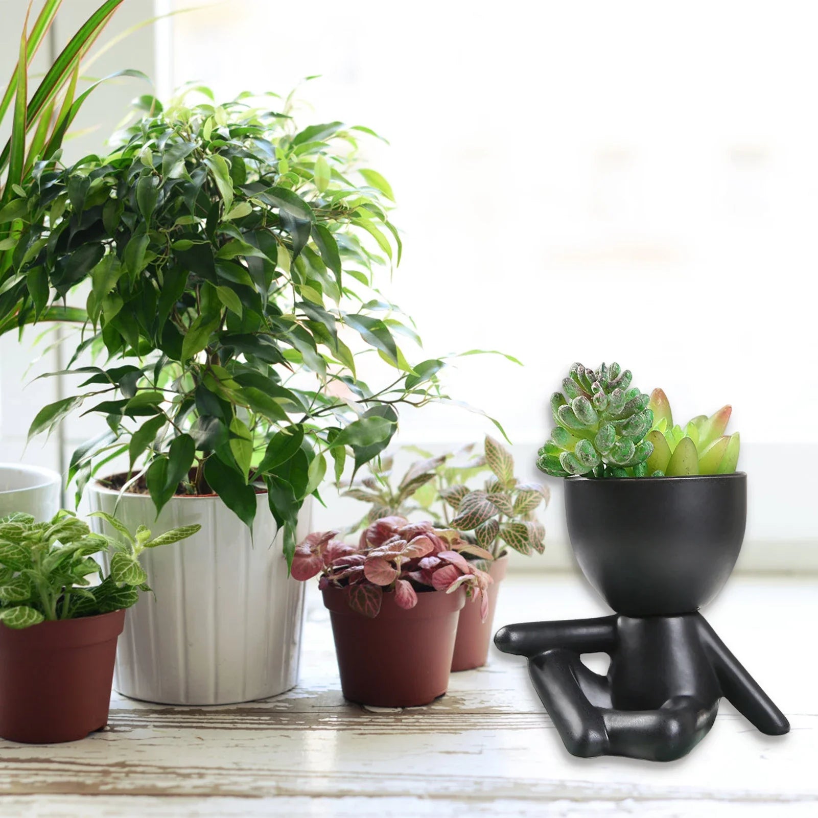 Small Human Modeling Plant Pot Decorative Flower Planter for Outdoor Garden Decoration