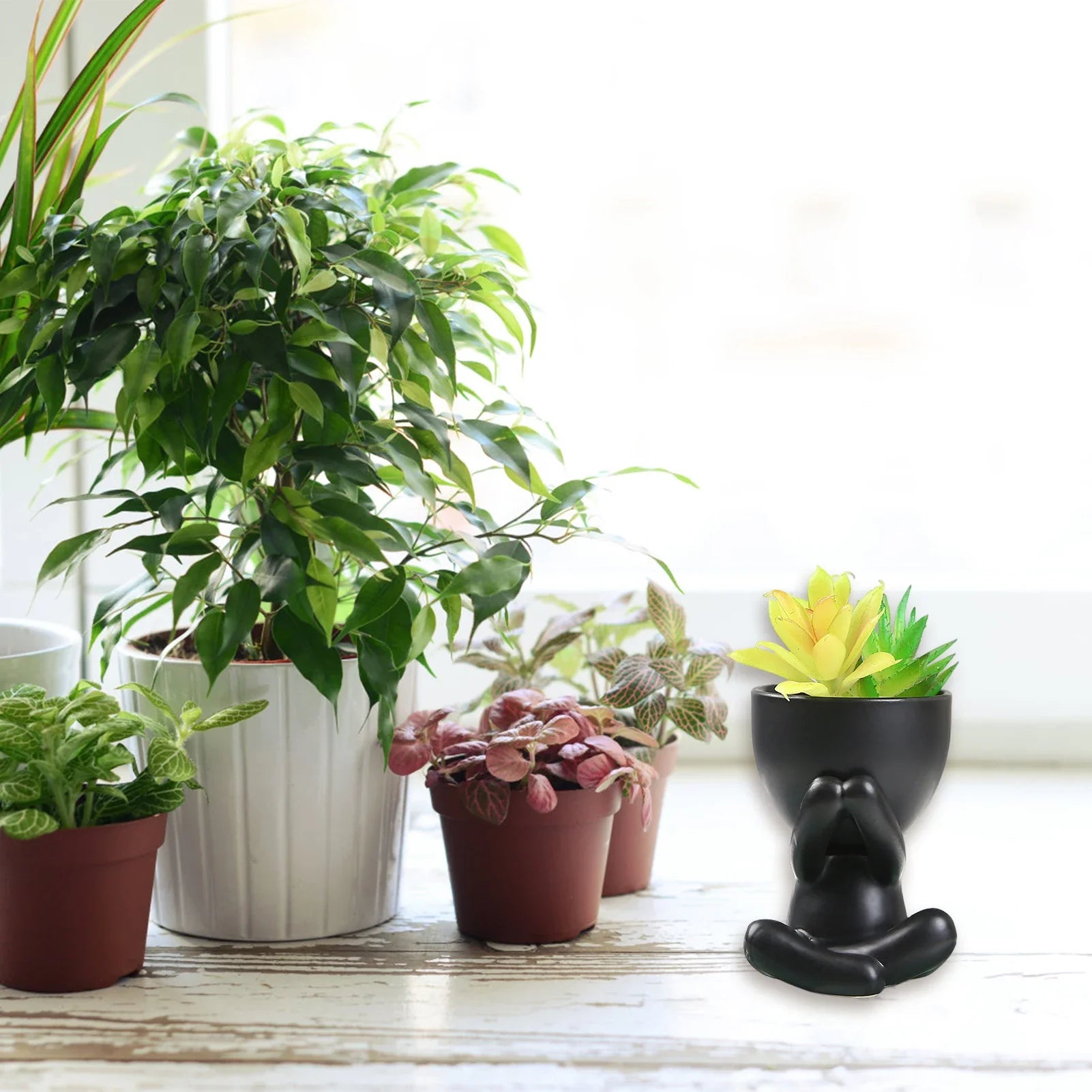 Small Human Modeling Plant Pot Decorative Flower Planter for Outdoor Garden Decoration
