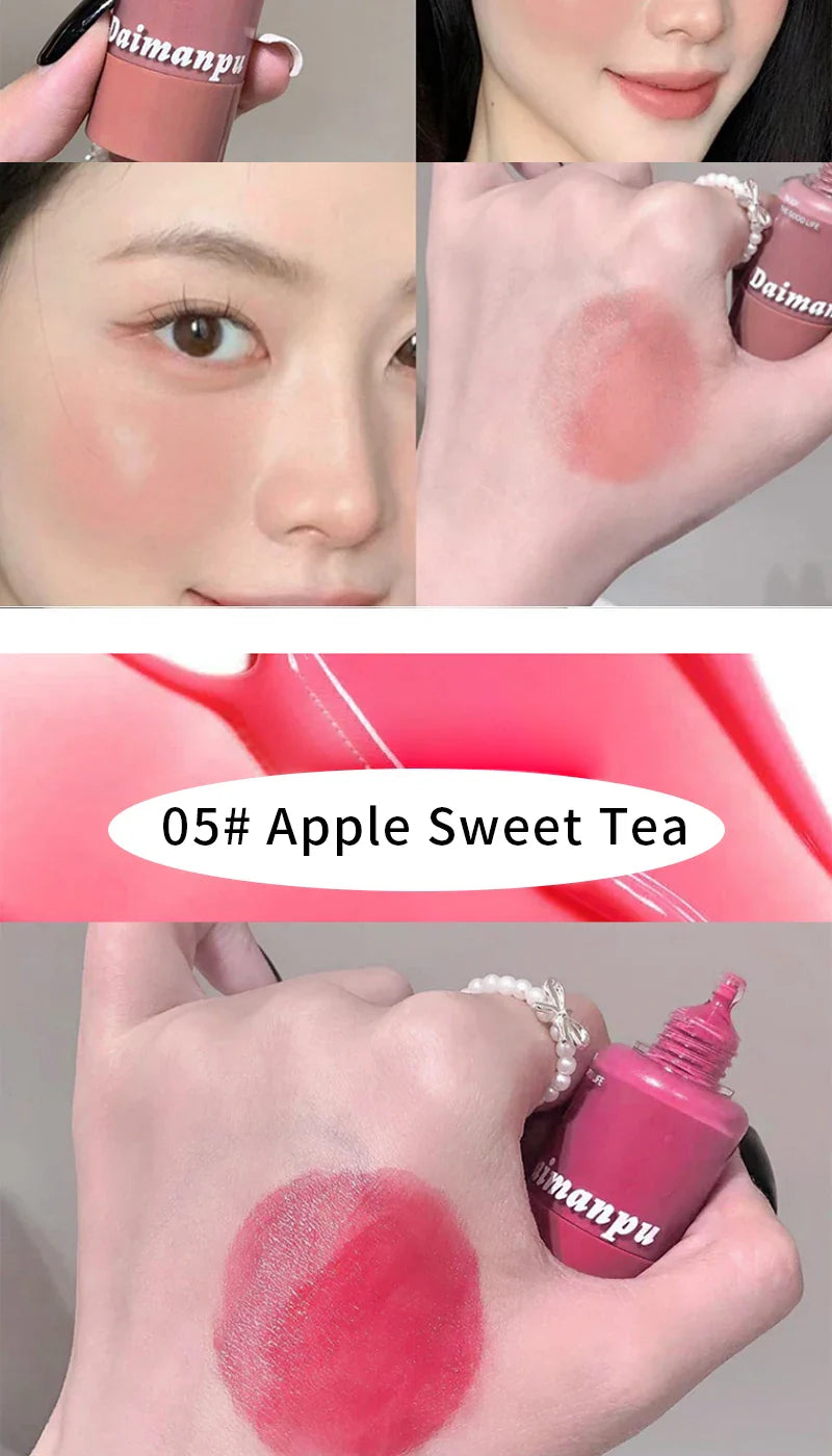 When You Put Blush in a Milk Bottle and Press It Lightly, the Makeup Becomes Clear and the Korean-Style Color Is Well Displayed, with the Color Rising up for a Light and Natural Look, and Is Easy to Apply.
