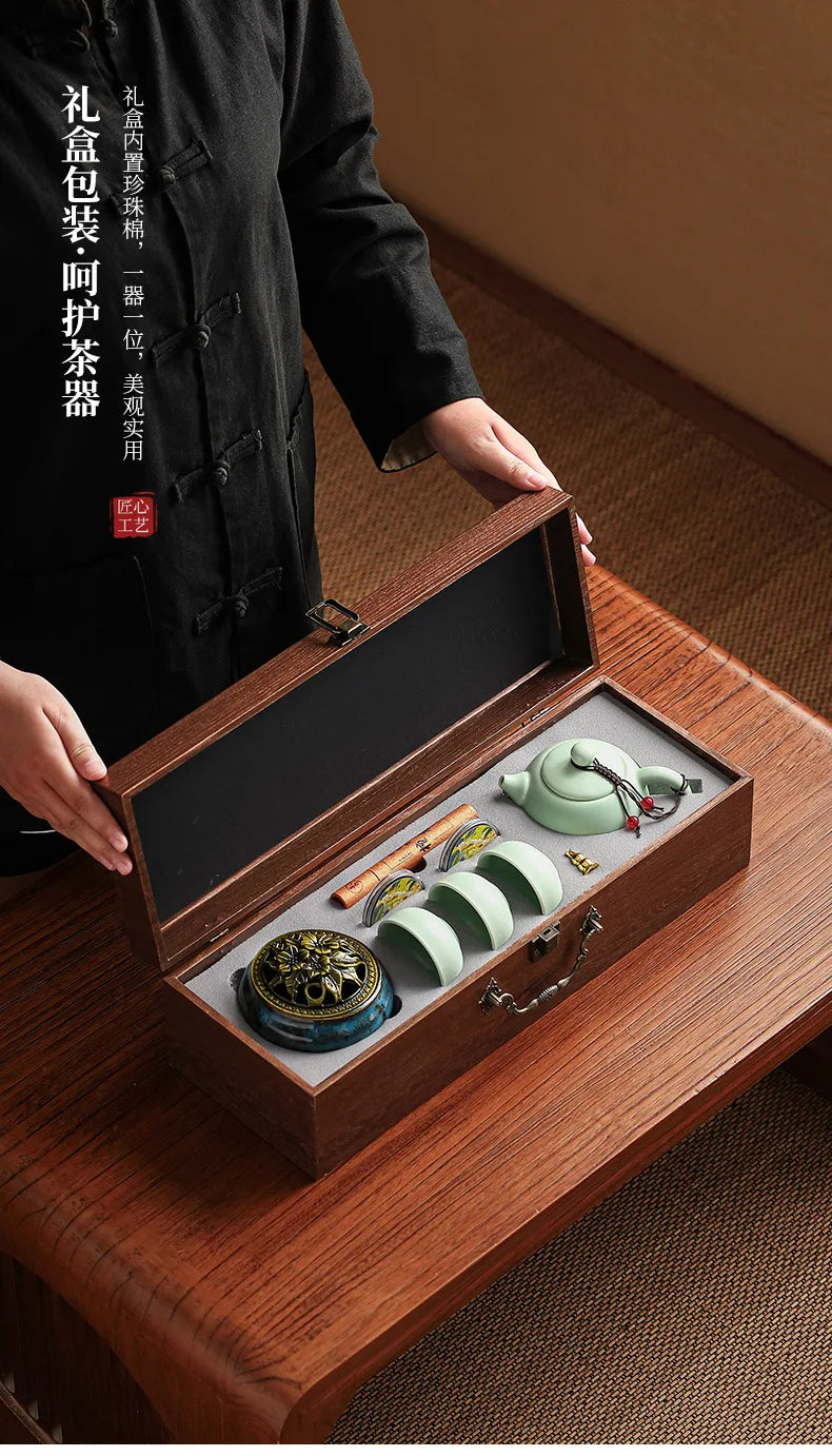 Guochao Forbidden City merchandise tea set gift set to give customers souvenir business enterprise practical gift