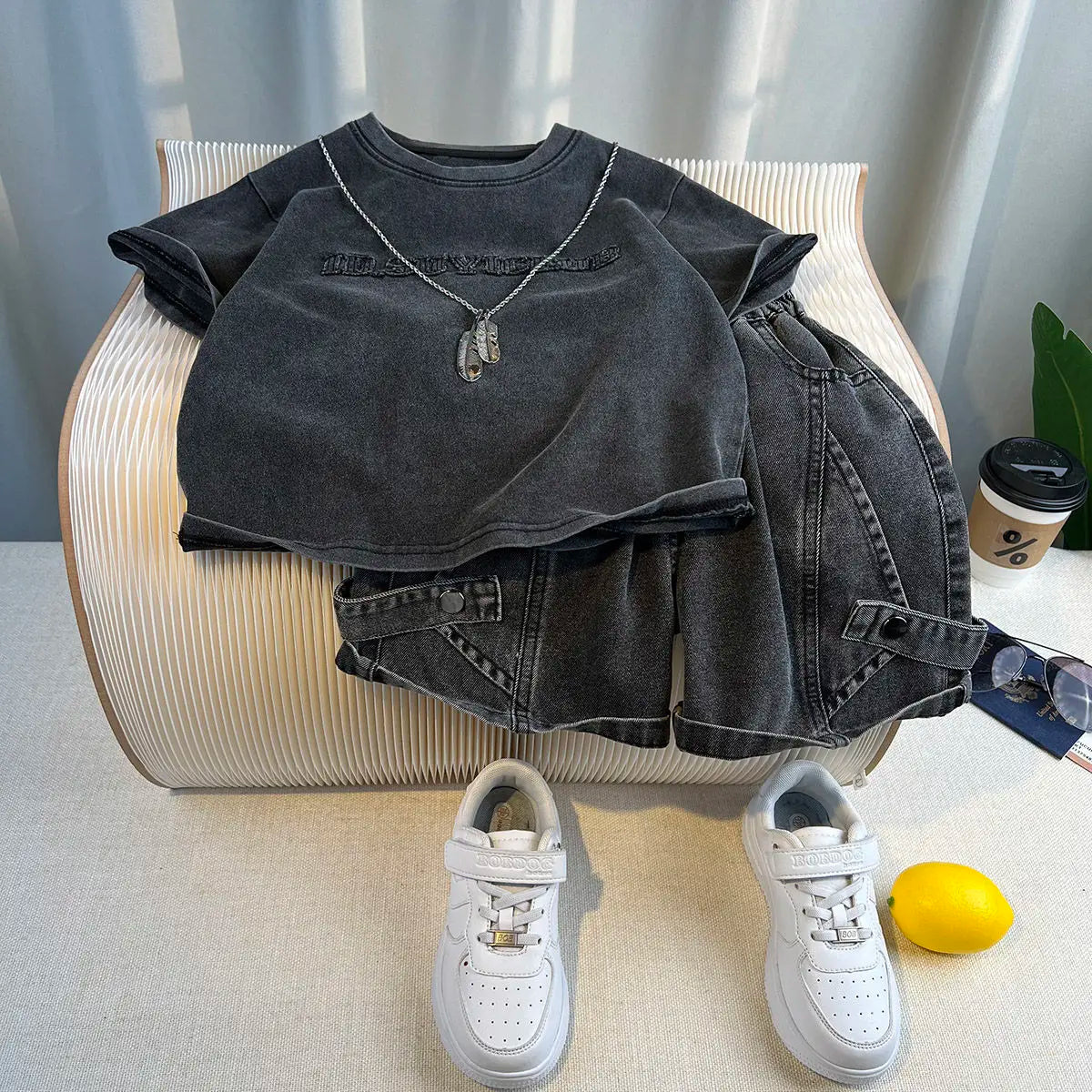 New Boys Fashion Summer Cotton Letter Printing T-shirts+Graffiti Denim Shorts 2pcs Set Kids Korean Outfits Sets Children Clothes