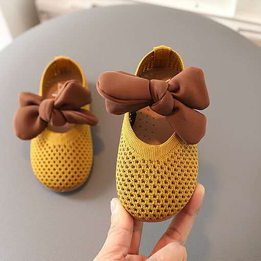 Summer New Children's Shoes Fashion Soft Bottom Baby Breathable Little Princess Hole Mesh Shoes (Available)