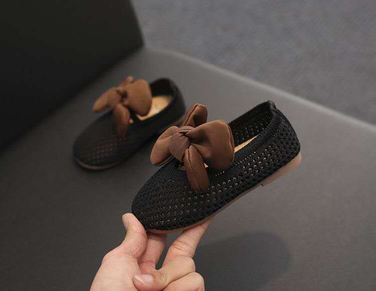 Summer New Children's Shoes Fashion Soft Bottom Baby Breathable Little Princess Hole Mesh Shoes (Available)